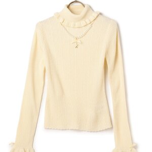 LIZ LISA Pearl Turtleneck White