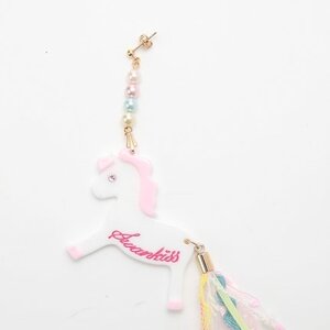 Swankiss Dream Pony Earring White