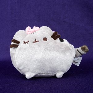 Pusheen  Backpack Clips Bow