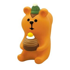 concombre Pastry Combre Christmas Diorama Collection Mont Blanc Squirrel