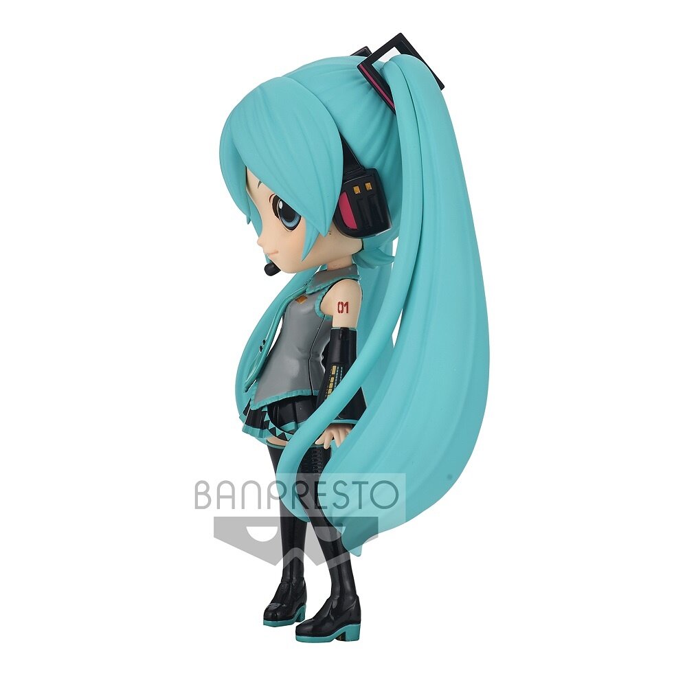 hatsune miku q posket