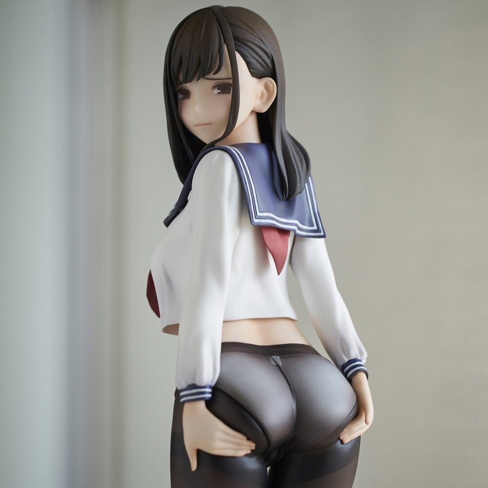 Yom Tights Futotta? Non-Scale Figure (Re-run)