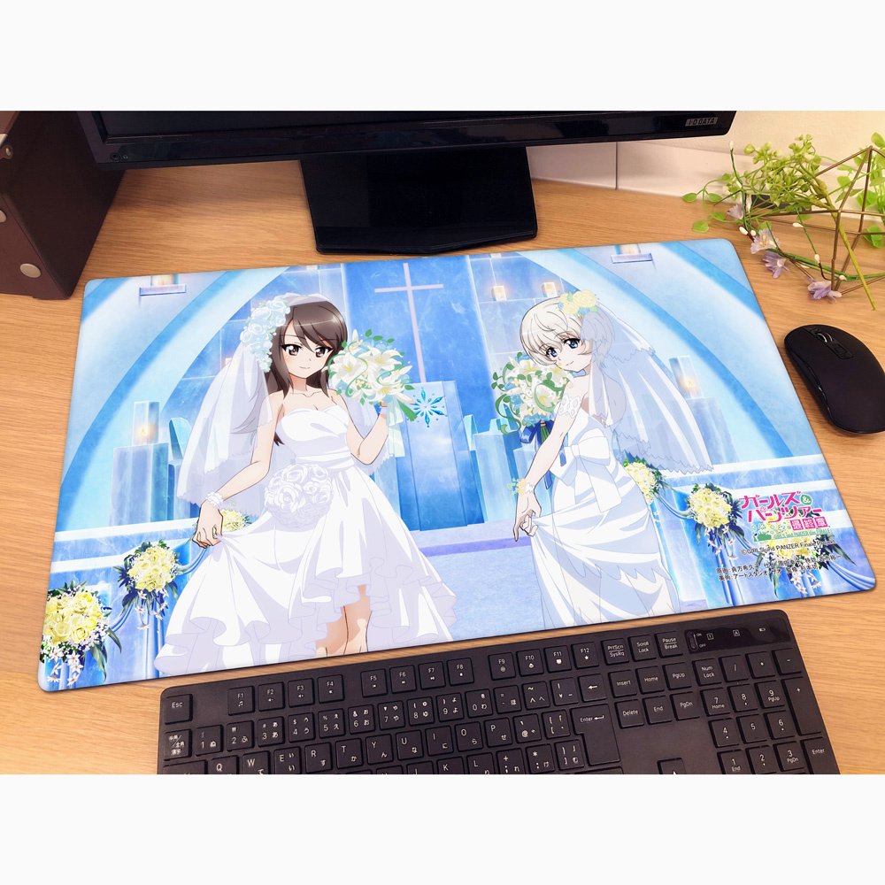 Girls und Panzer das Finale Rubber Mat Mika & Yoko: Wedding Ver