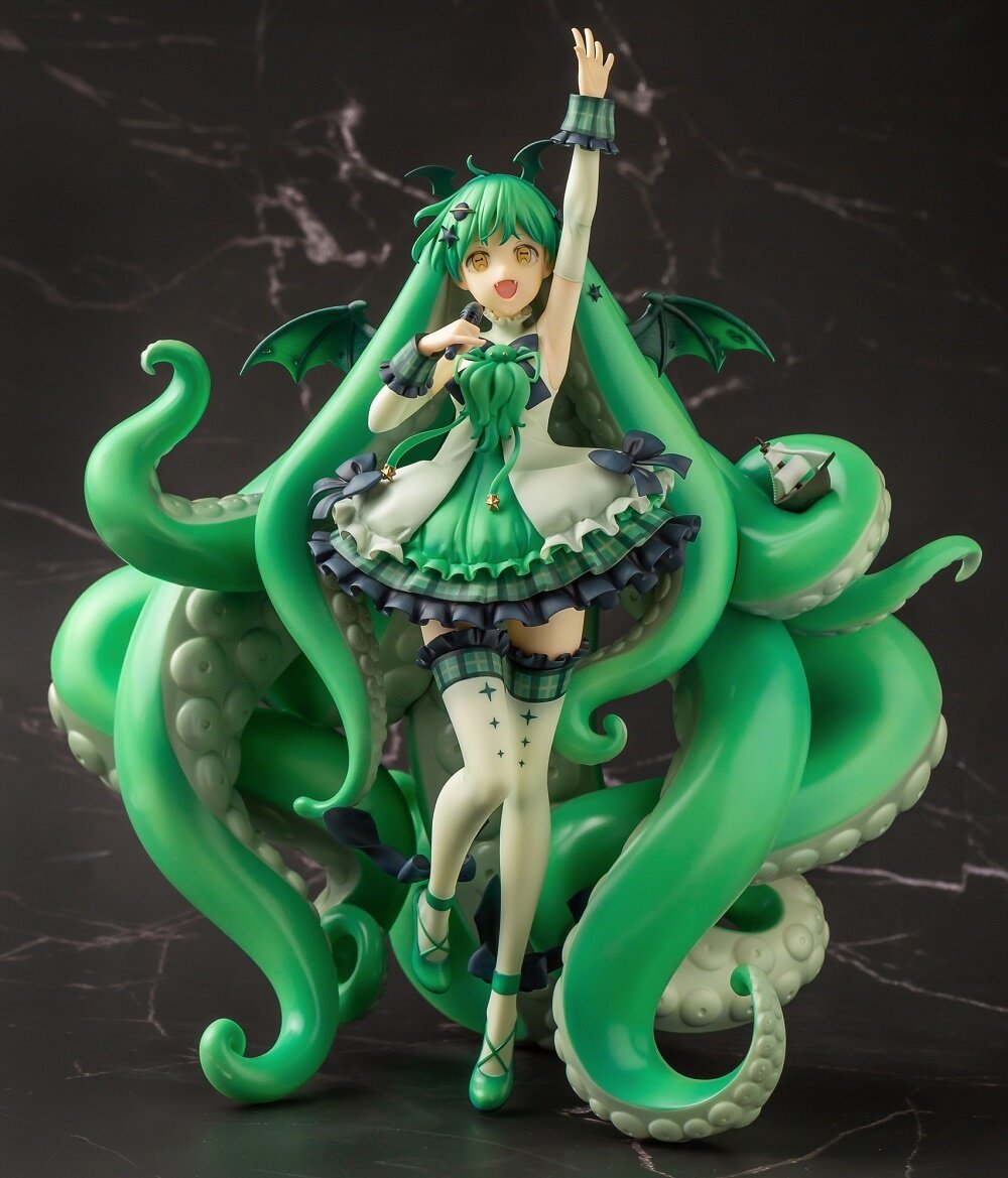 Cthulhu chan figure