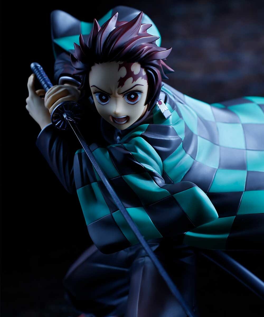 Tanjiro ARTICULATED AND RECYCLABLE! Demon Slayer Kimetsu no Yaiba 