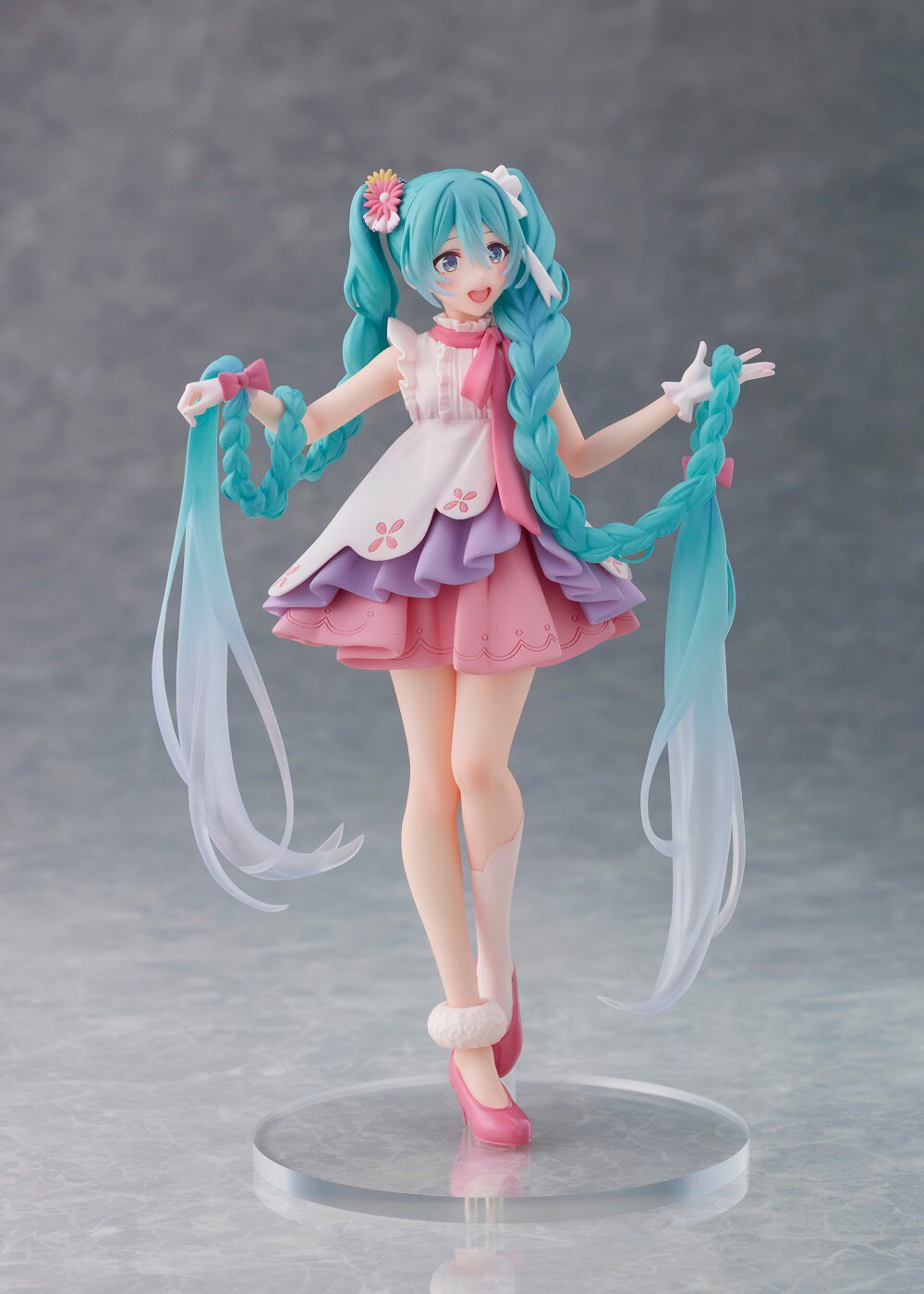 miku figurine