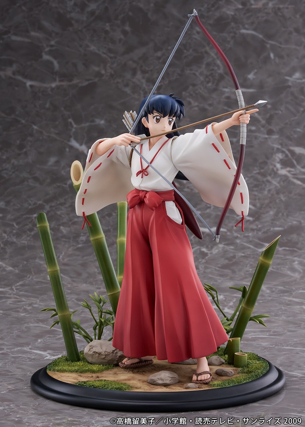 Inuyasha Kagome with Bow & Arrow Action Figure Toynami 2004