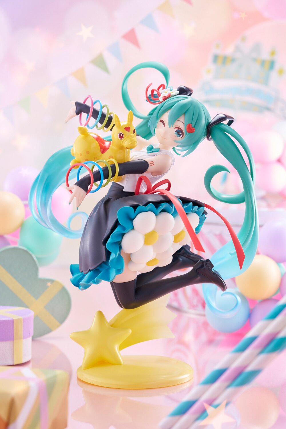 Artist Masterpiece Figure+ Hatsune Miku x Rody: 39 / Thank You Ver. (Re ...