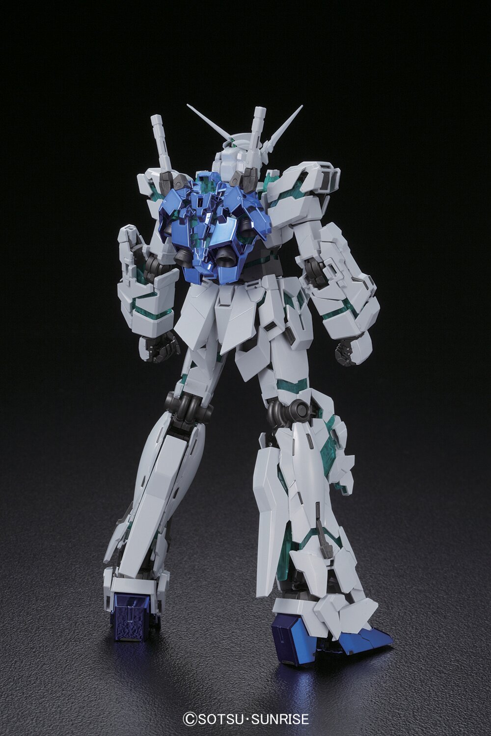 Master Grade MS Gundam Unicorn RE:0096 Unicorn Gundam Red/Green
