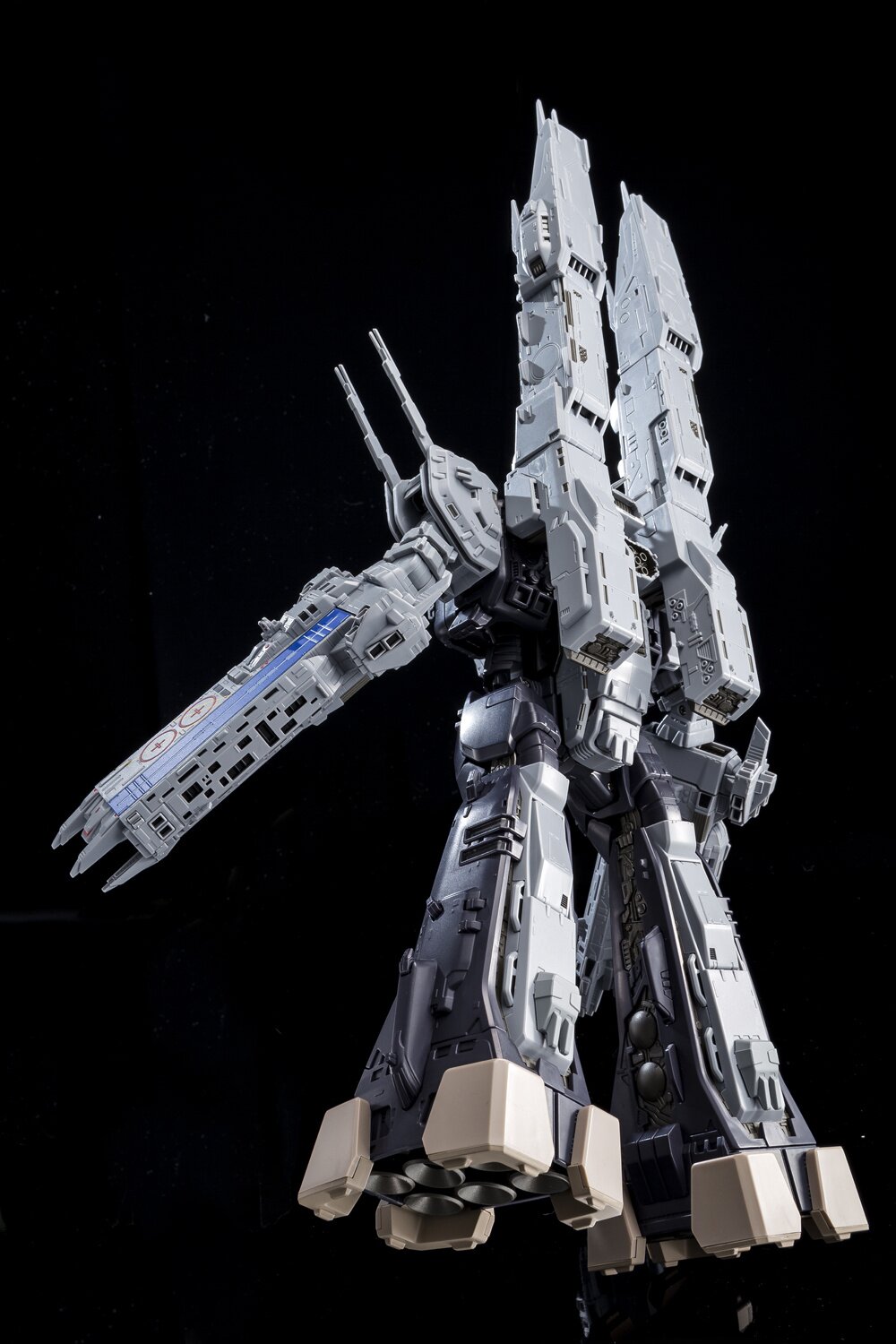 Macross: Do You Remember Love? SDF-1 Macross 1/3000 Scale