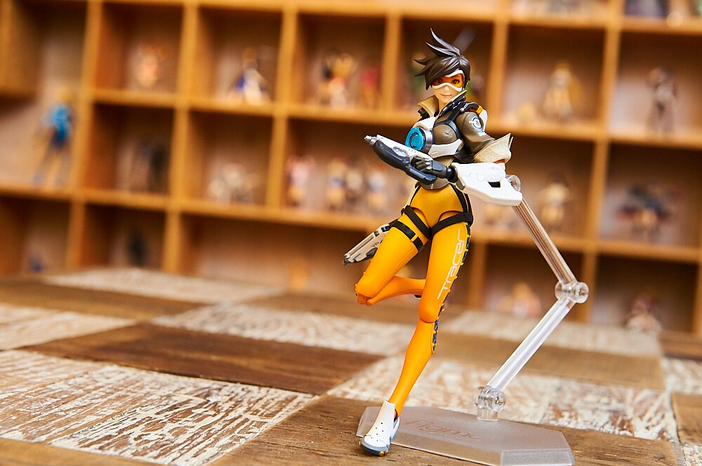 figurine overwatch tracer