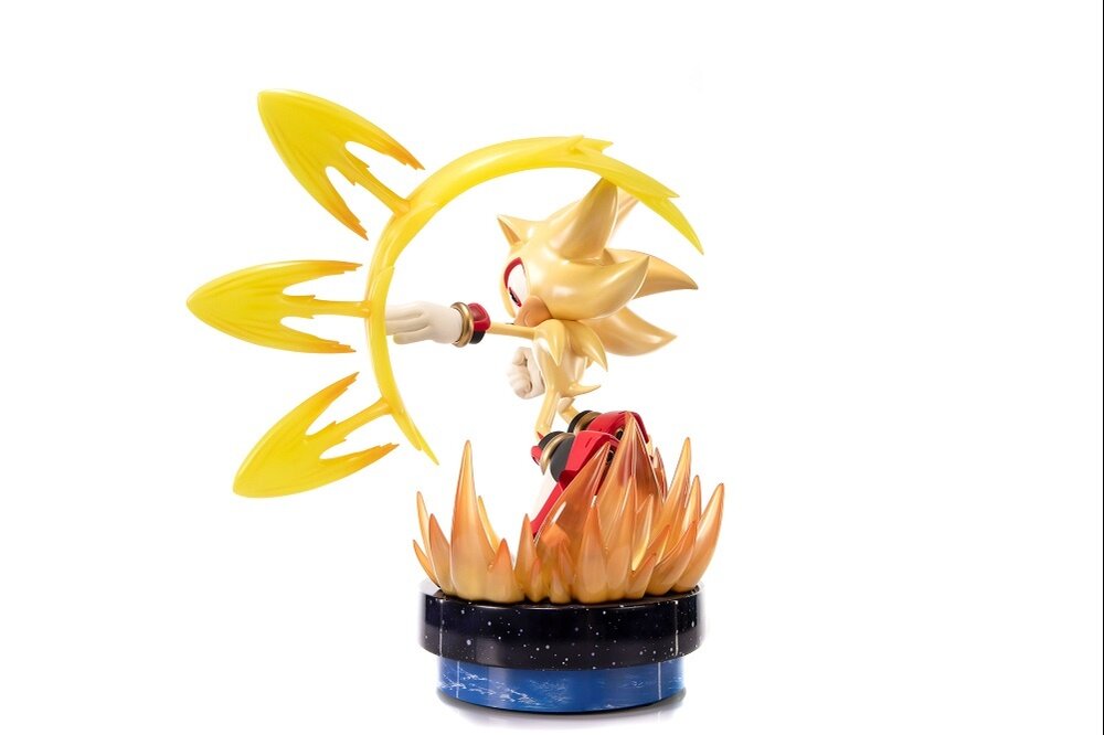 Sonic The Hedgehog Super Shadow Statue