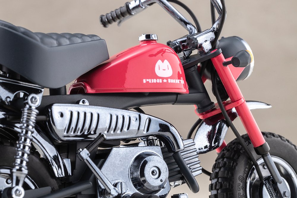 Megami Device Puni☆Mofu Racing Mao w/ Honda Z50J-1 Monkey