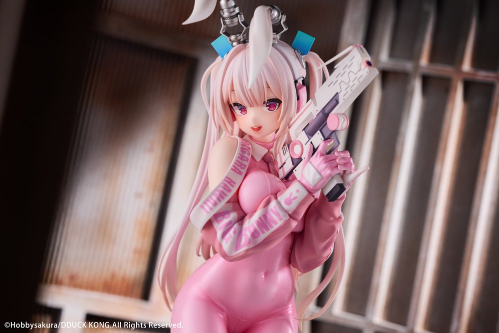 Super Bunny: Regular Edition 1/6 Scale Figure: Hobby Sakura