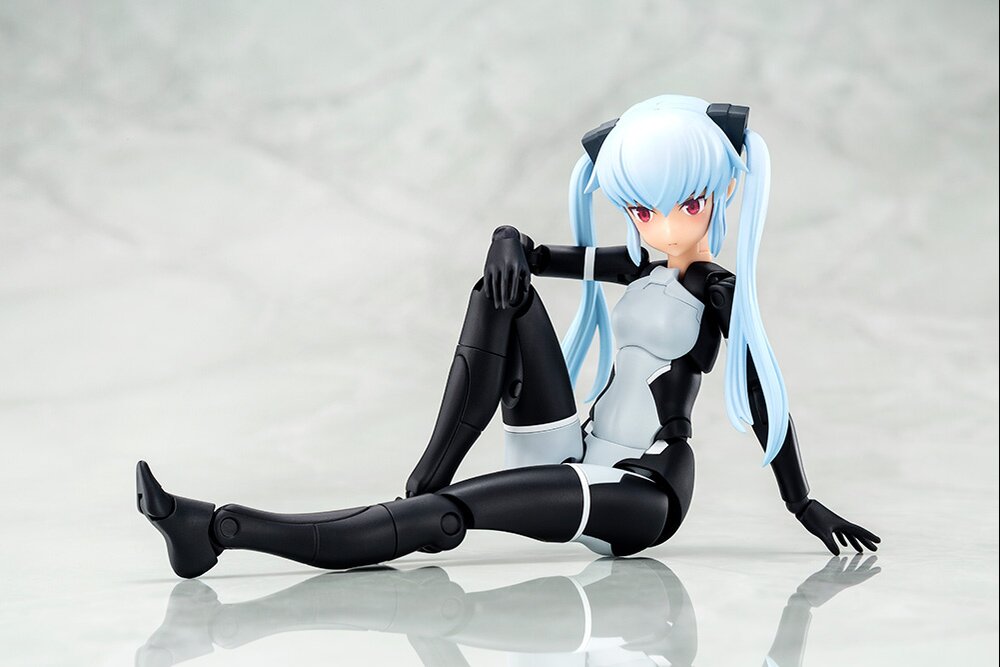 マングローブのね ページ。 Blue Devils サイス　M Busou Shinki x Megami Device Type Devil Strarf Model Kit