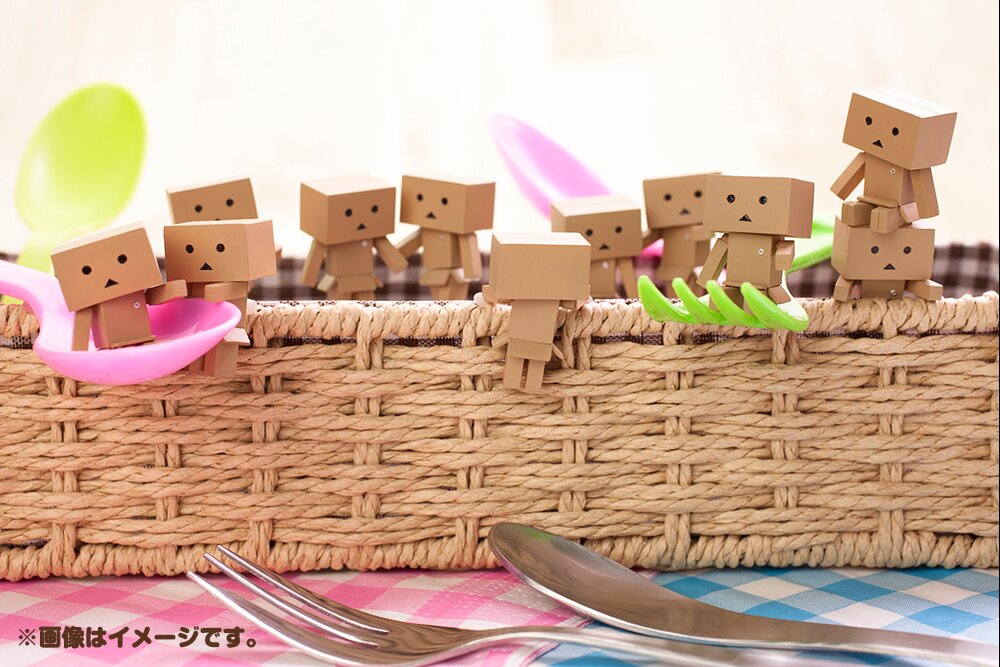 WaiWai Danboard Trading Mini Figures: KOTOBUKIYA - Tokyo