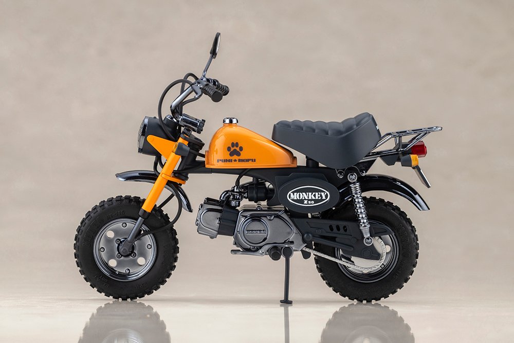 Megami Device Puni☆Mofu Racing Tu w/ Honda Z50J-1 Monkey