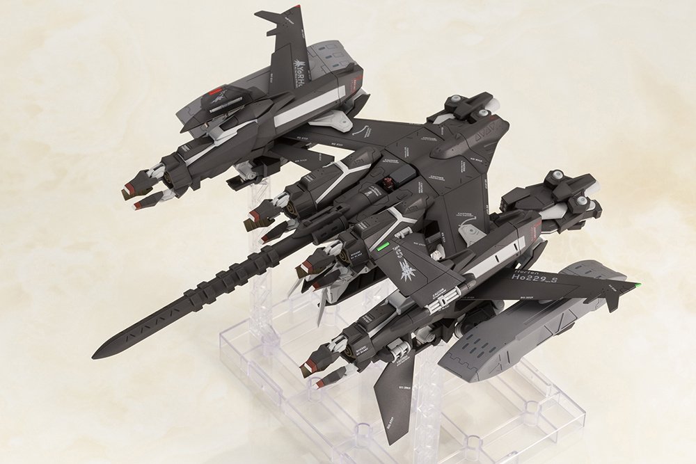 NieR: Automata Flight Unit Ho229 Type-S & 9S (YoRHa No. 9 Type S