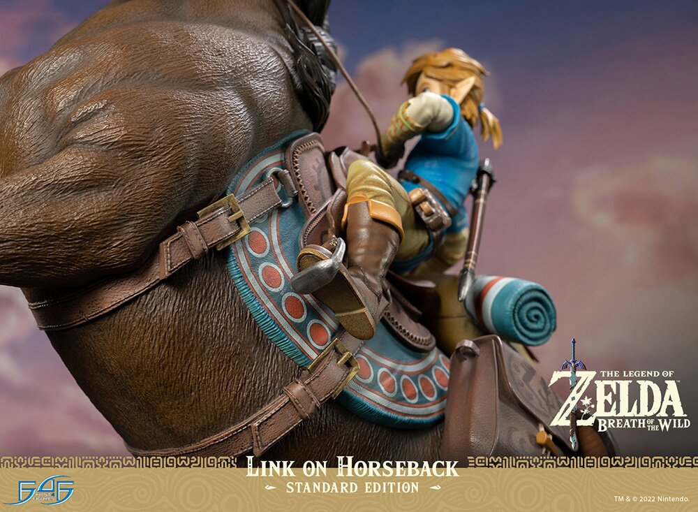 Link & Epona - The Legend of Zelda action figure