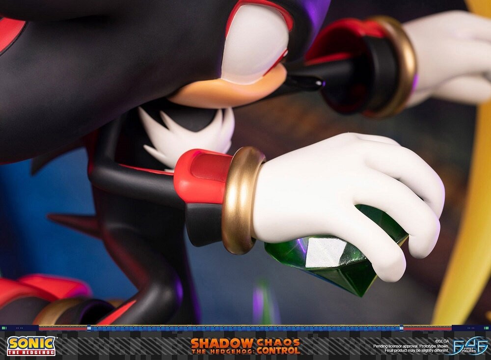 Sonic Shadow 3 Action Figure with Gun : : Toys