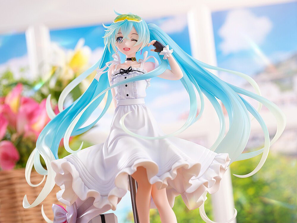 Racing Miku 2021: Vacation Style Ver. 1/7 Scale Figure Racing Miku 2021: Vacation Style Ver. 1/7 Scale Figure