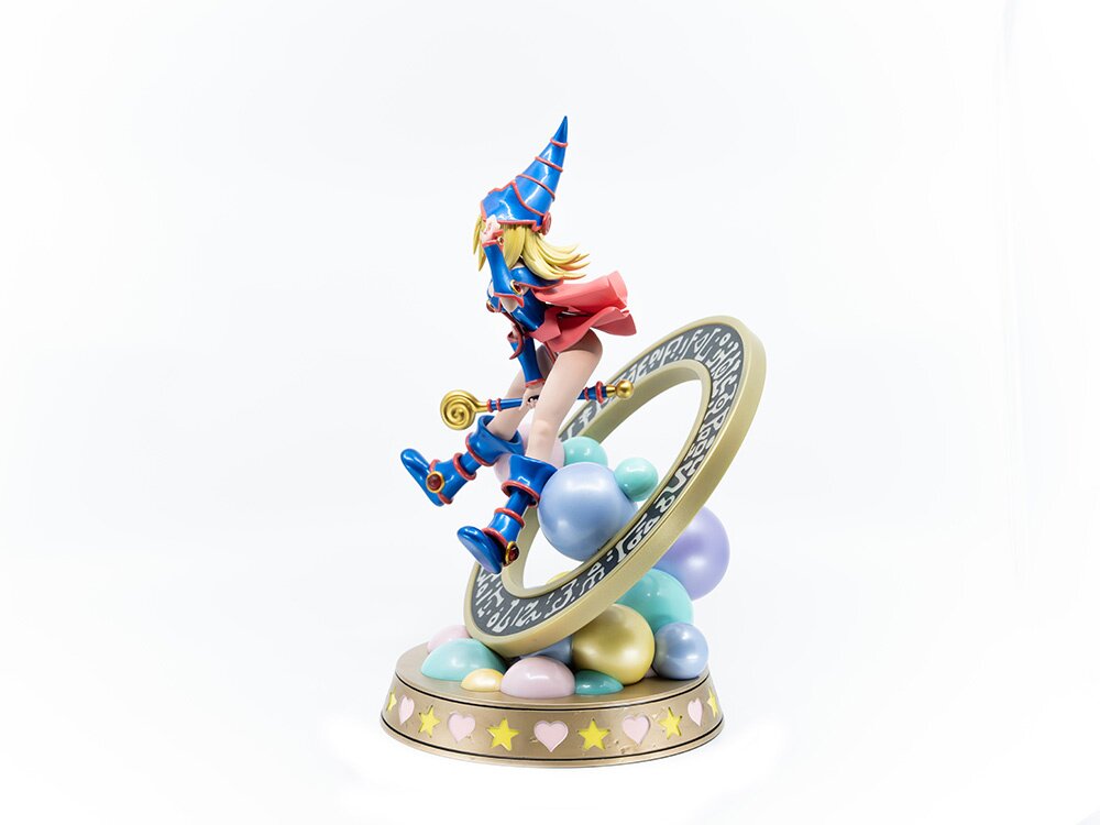 Yu-Gi-Oh! Dark Magician Girl: Standard Vibrant Edition Statue