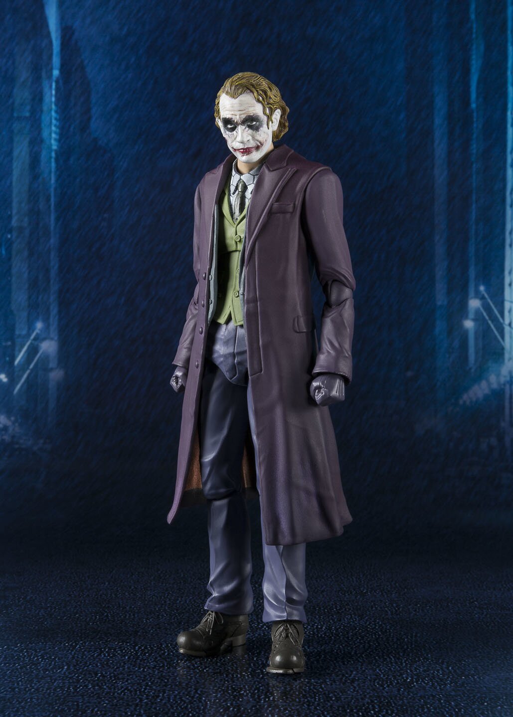 S.H.Figuarts The Dark Knight Joker: DC Comics - Tokyo Otaku