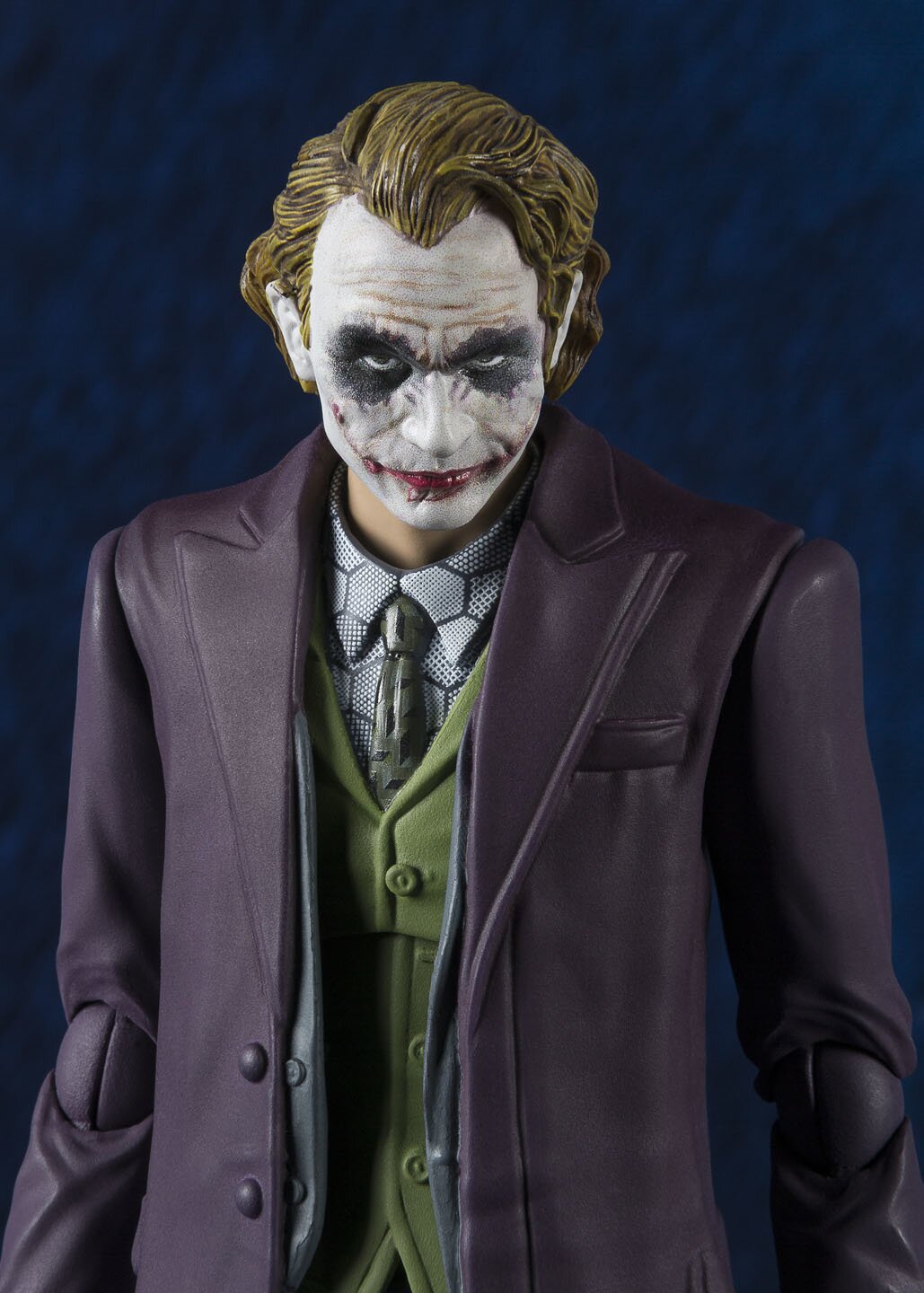S.H.Figuarts The Dark Knight Joker: DC Comics - Tokyo Otaku Mode (TOM)