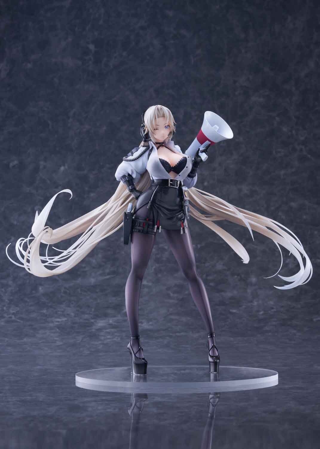 Azur Lane Kronshtadt: Begin the Rush! Ver. 1/6 Scale Figure: Goldenhead ...