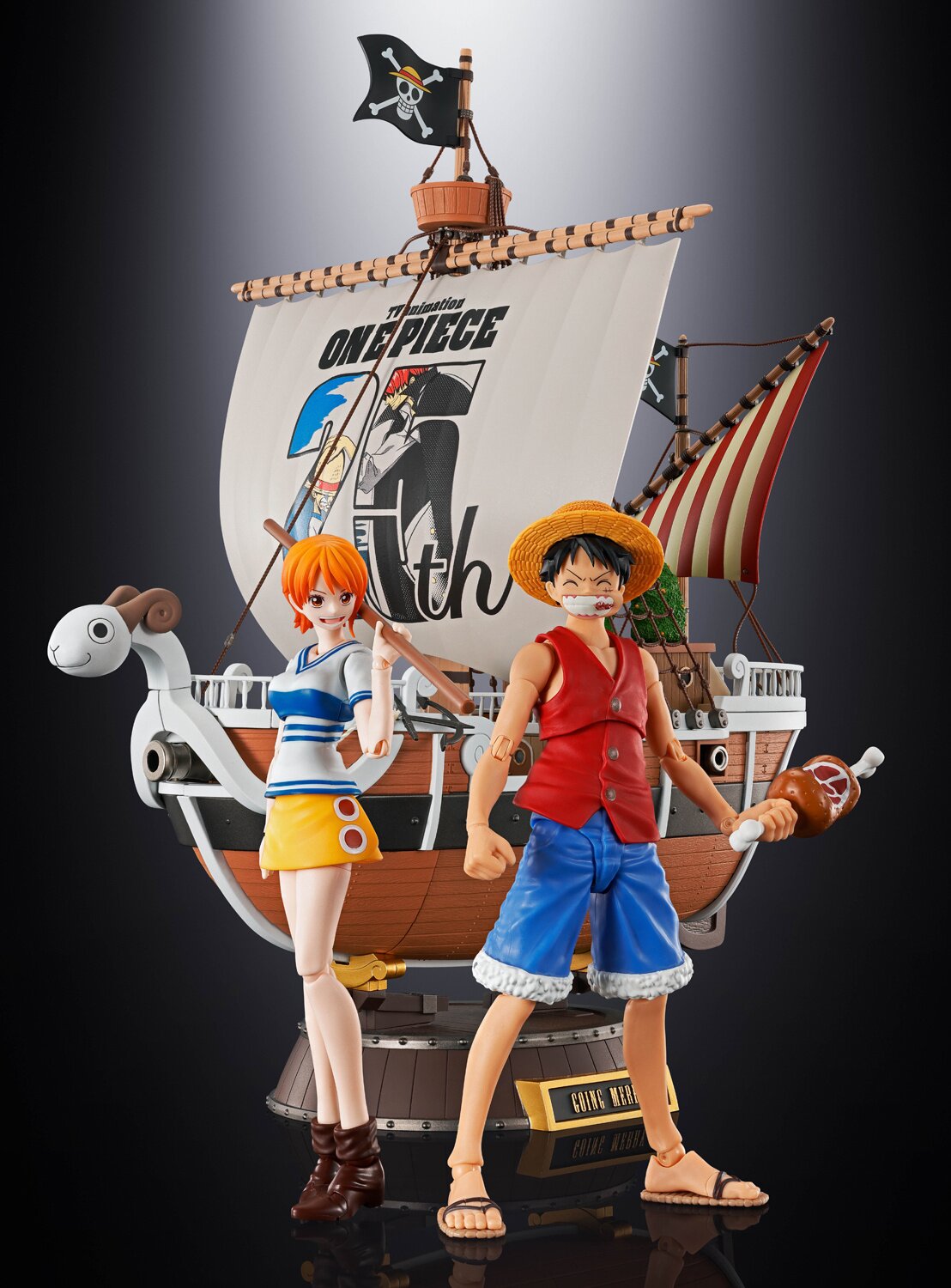Amazon.com: Bandai Chogokin Going Merry (20th Memorial