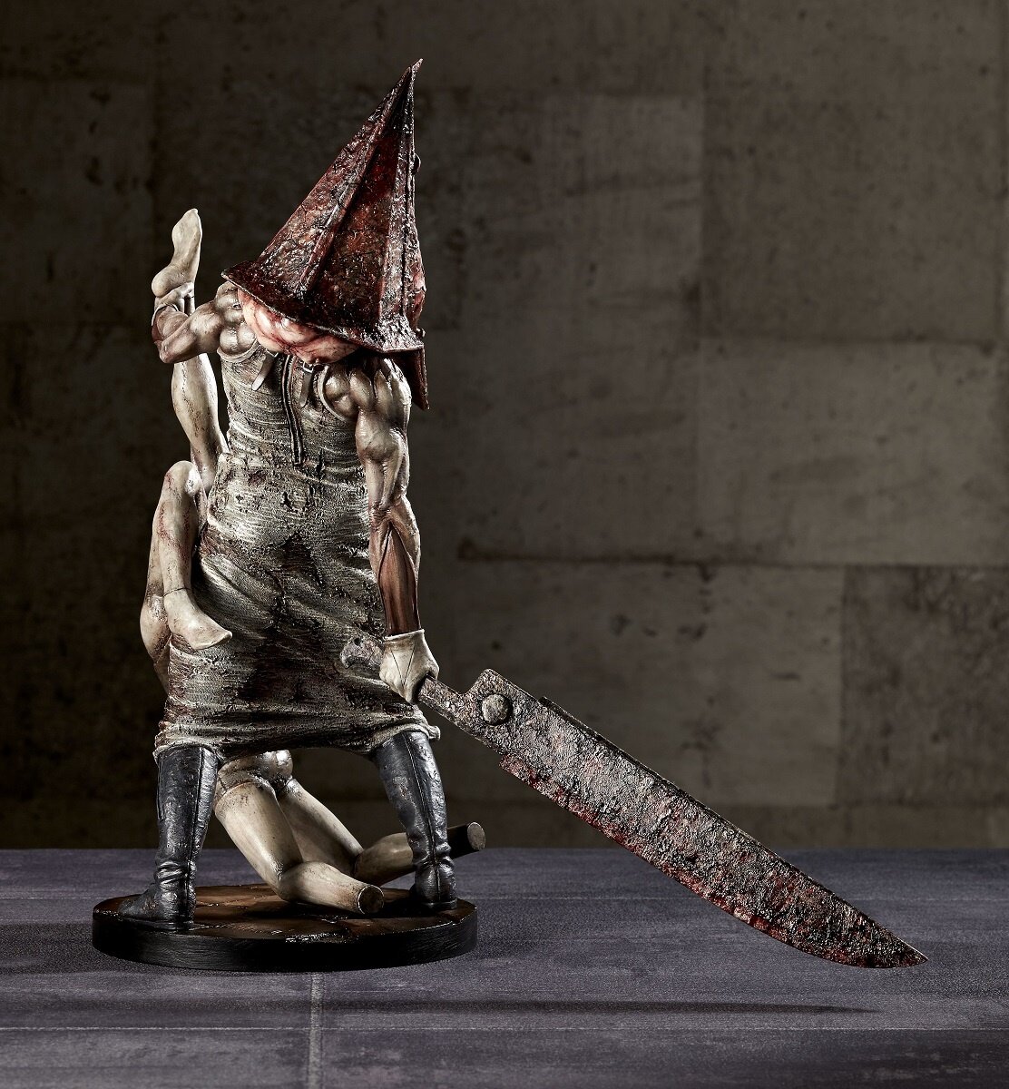 Silent Hill Diorama With Pyramid Head 