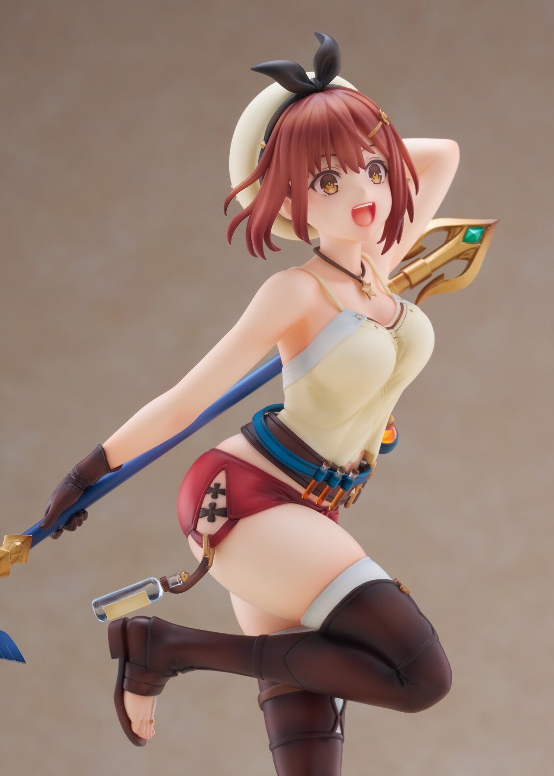 Atelier Ryza: Ever Darkness & the Secret Hideout Reisalin Stout: Summer  Adventure! Ver. 1/7 Scale Figure