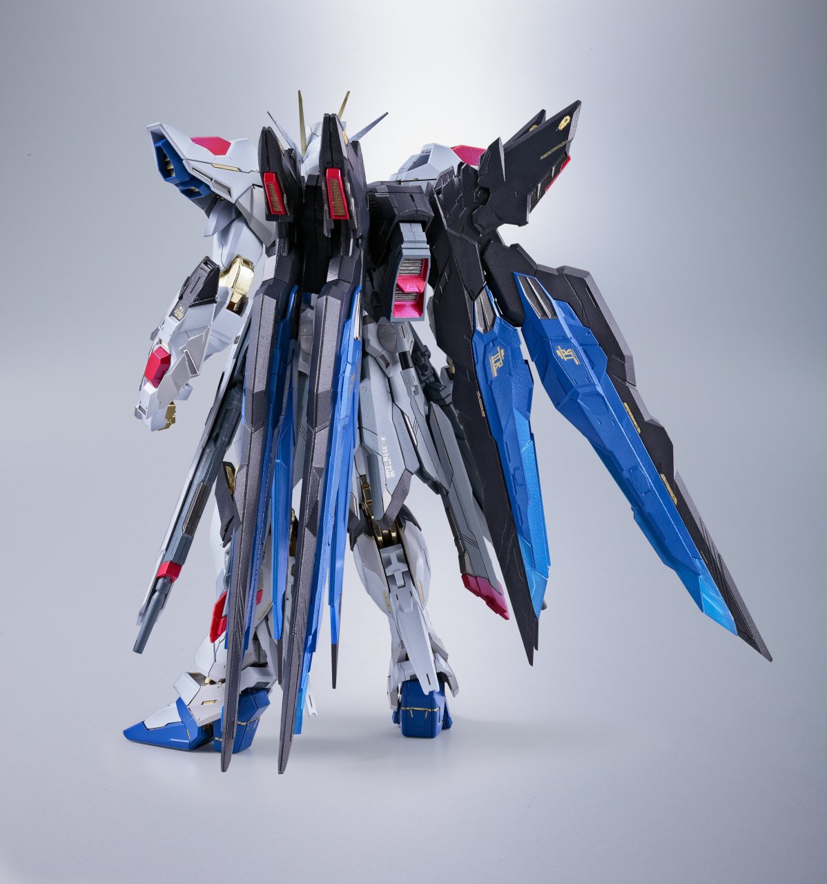 Metal Build Mobile Suit Gundam Seed Destiny Strike Freedom Gundam