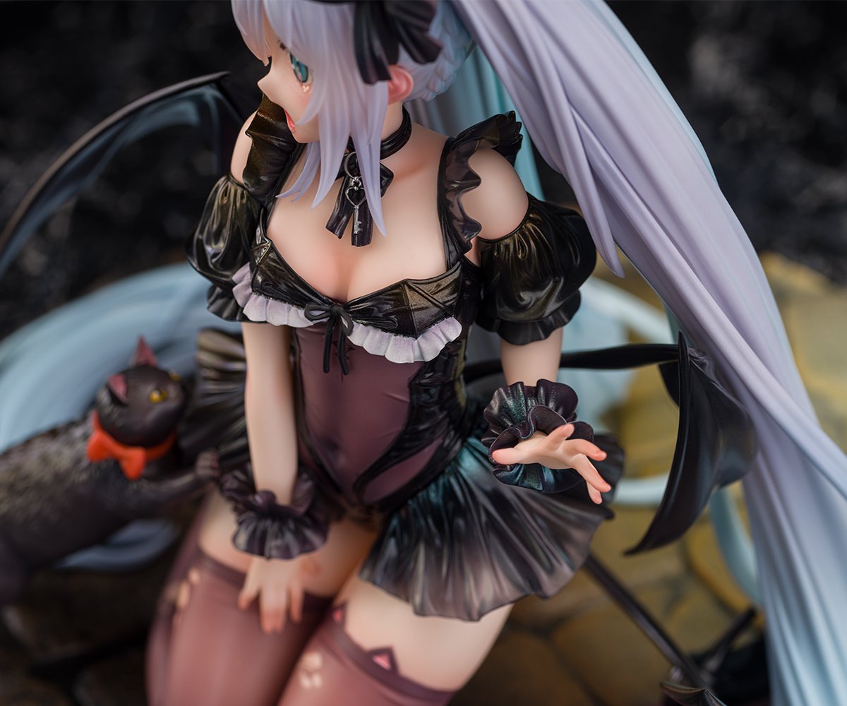 Azur Lane Janus: Fright-Night Scaredy-Cat Ver. 1/7 Scale Figure