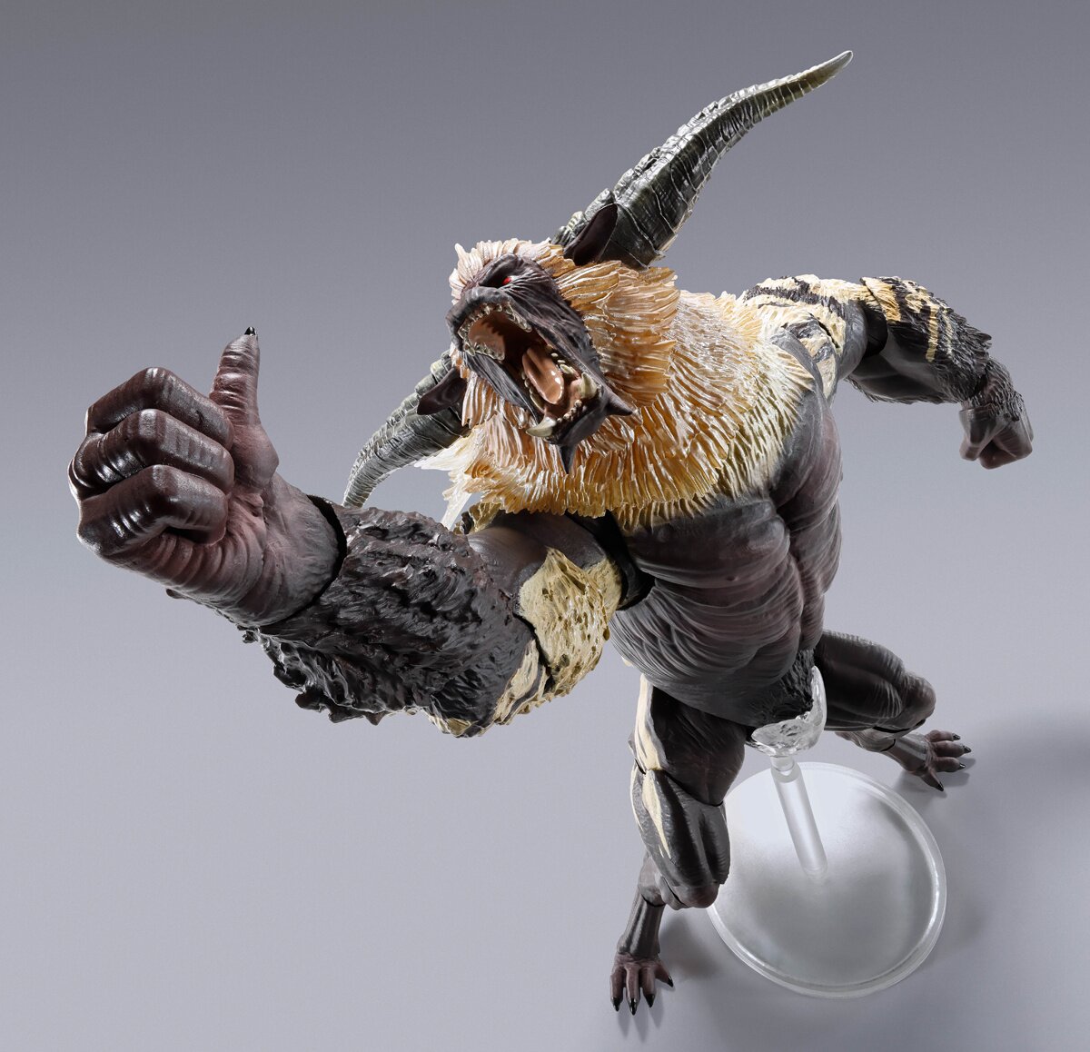 S.H.MonsterArts Monster Hunter Furious Rajang: Bandai - Tokyo Otaku ...