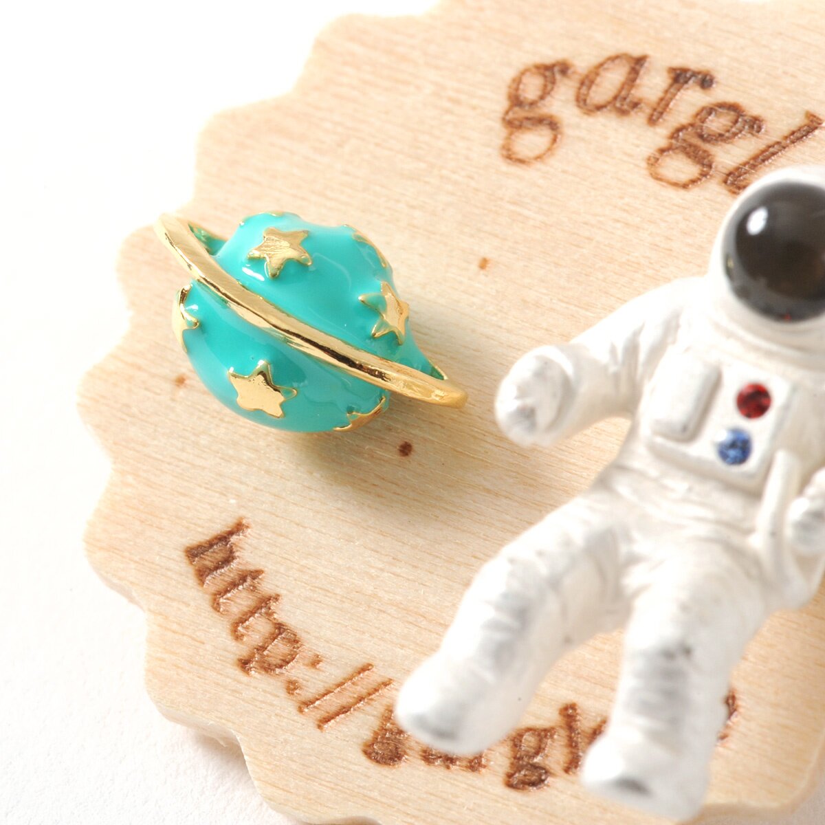 gargle Astronaut Earrings Tokyo Otaku Mode (TOM)