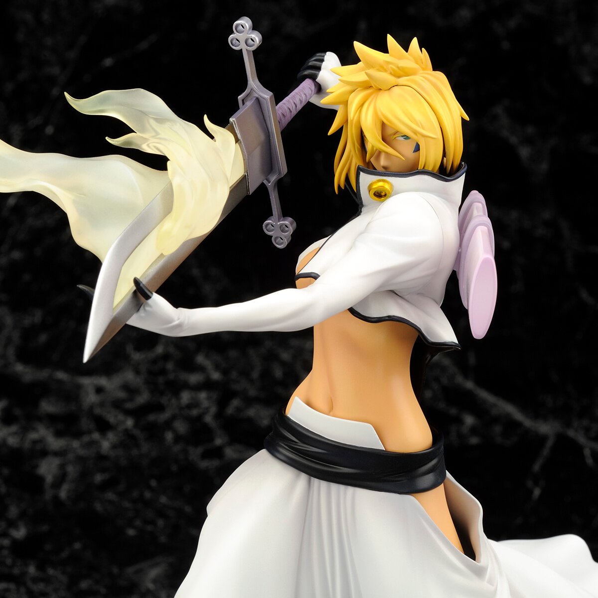 Alpha x Omega [Bleach] Tia Hallibel (Re-run): Megahouse - Tokyo