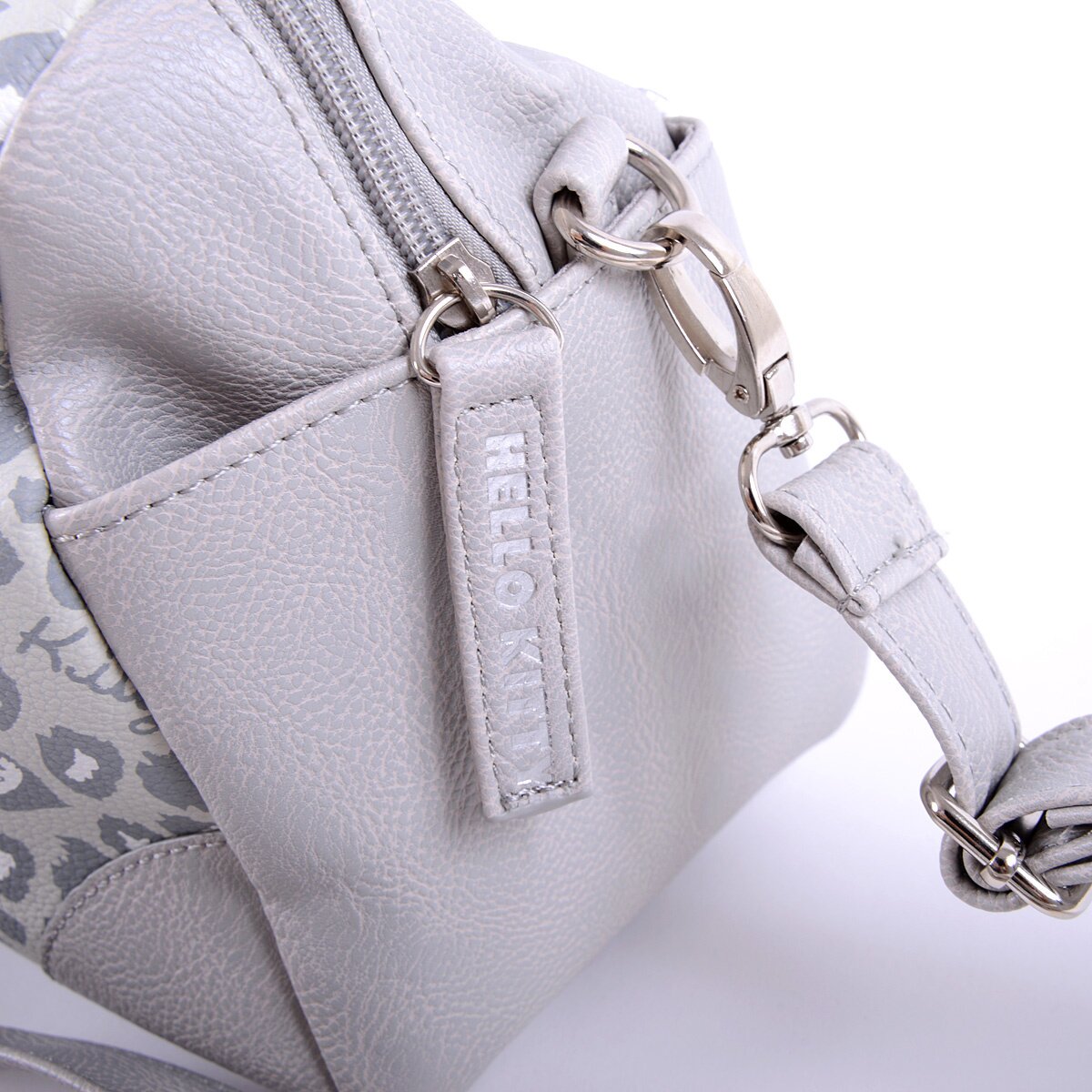 hielloバック Hello Kitty Silver & White Leopard Print Crossbody Bag