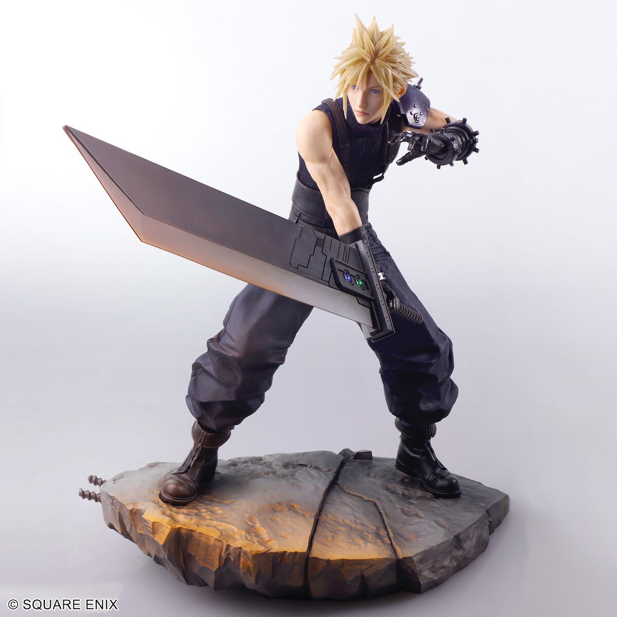 FINAL FANTASY VII BRING ARTS ACTION FIGURE - CLOUD STRIFE