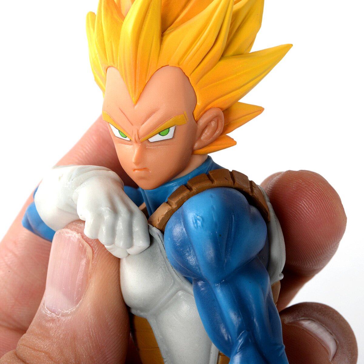 FIGURE DRAGON BALL Z - VEGETA SUPER SAYAJIN - RESOLUTION OF