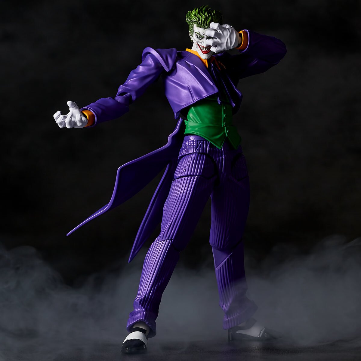 Revoltech Amazing Yamaguchi No. 021: Justice League Joker