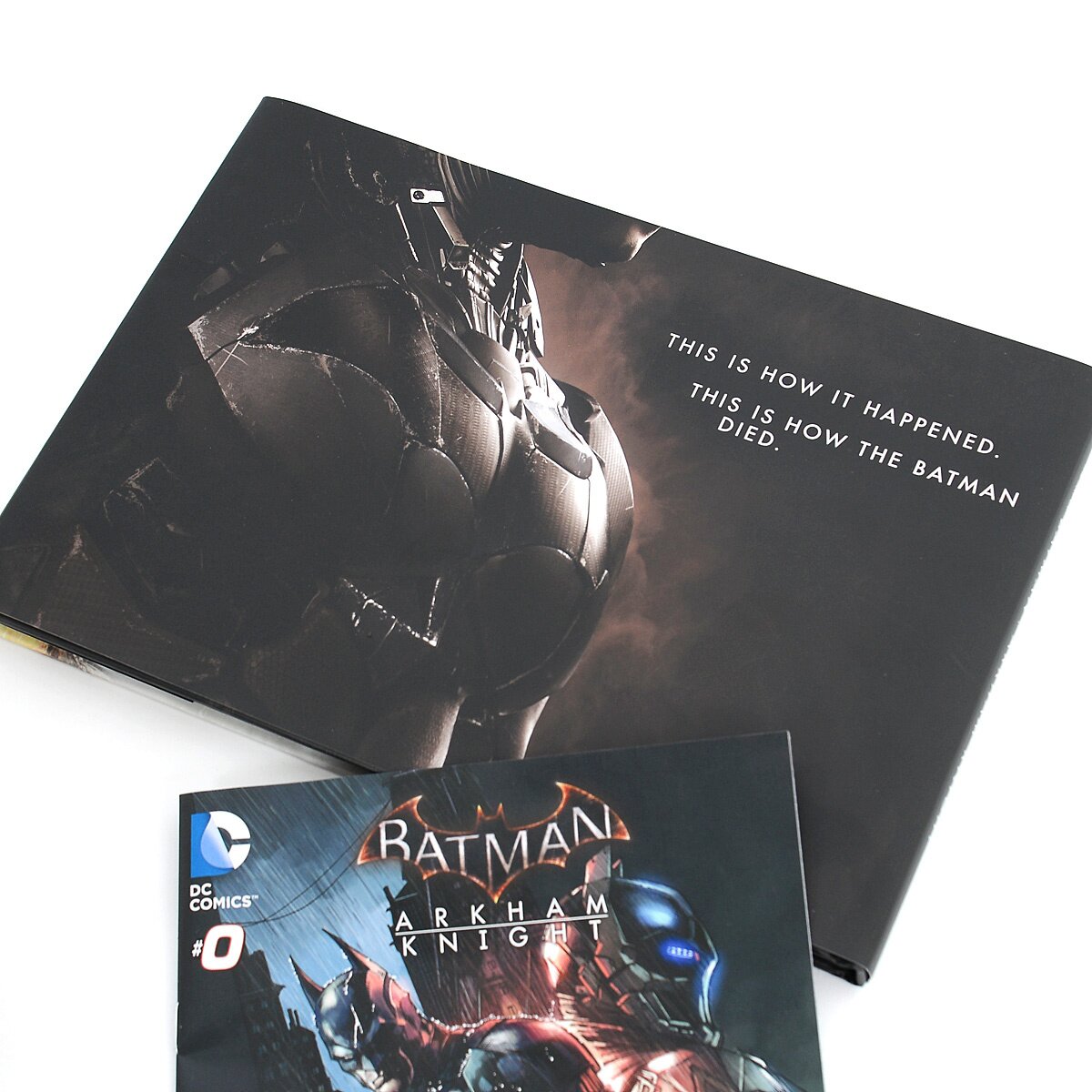 BATMAN: ARKHAM KNIGHT COMIC EDITION PS4 PLAYSTATION 4 Edizione