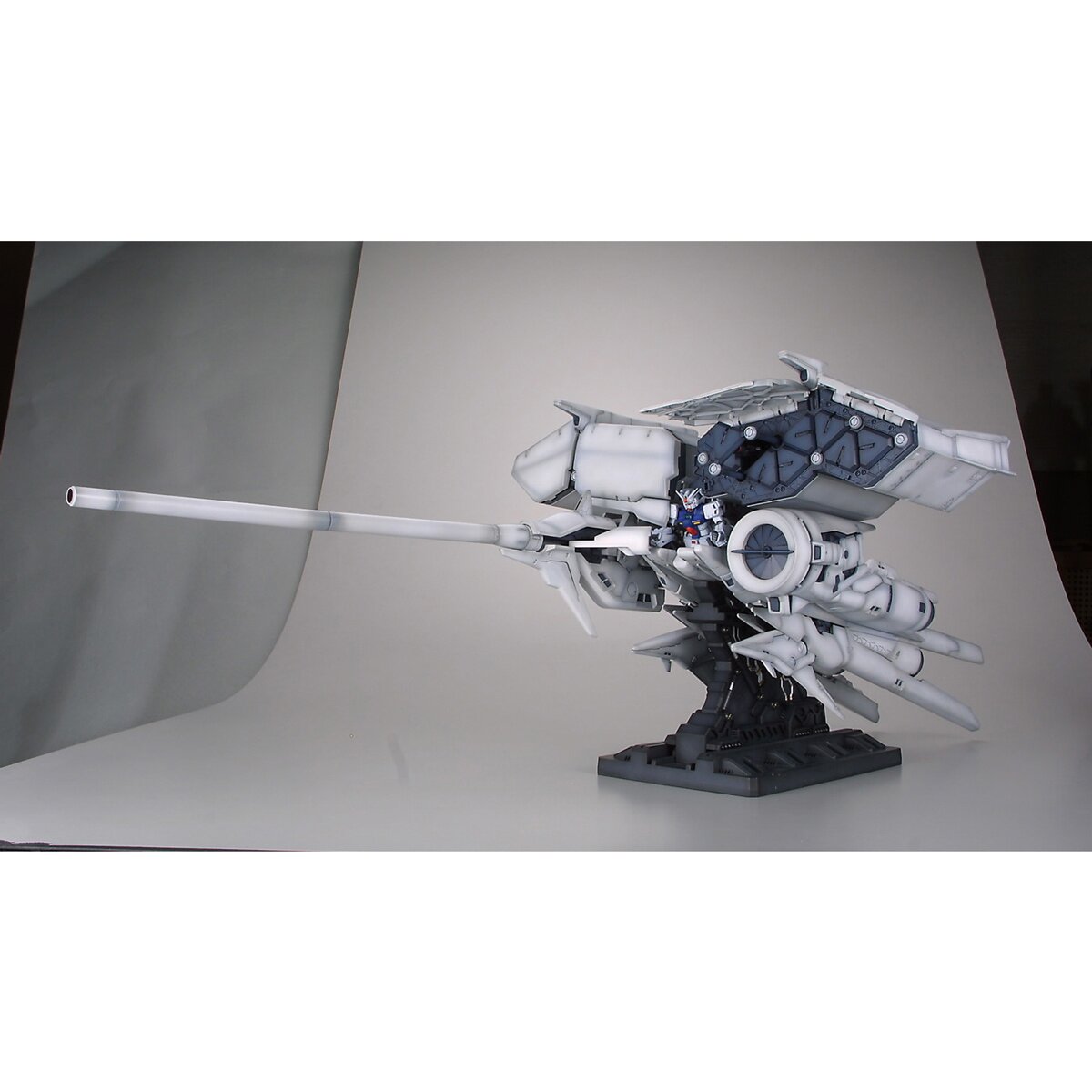Under Doth様 HGUC Mobile Suit Gundam 0083: Stardust Memory Dendrobium