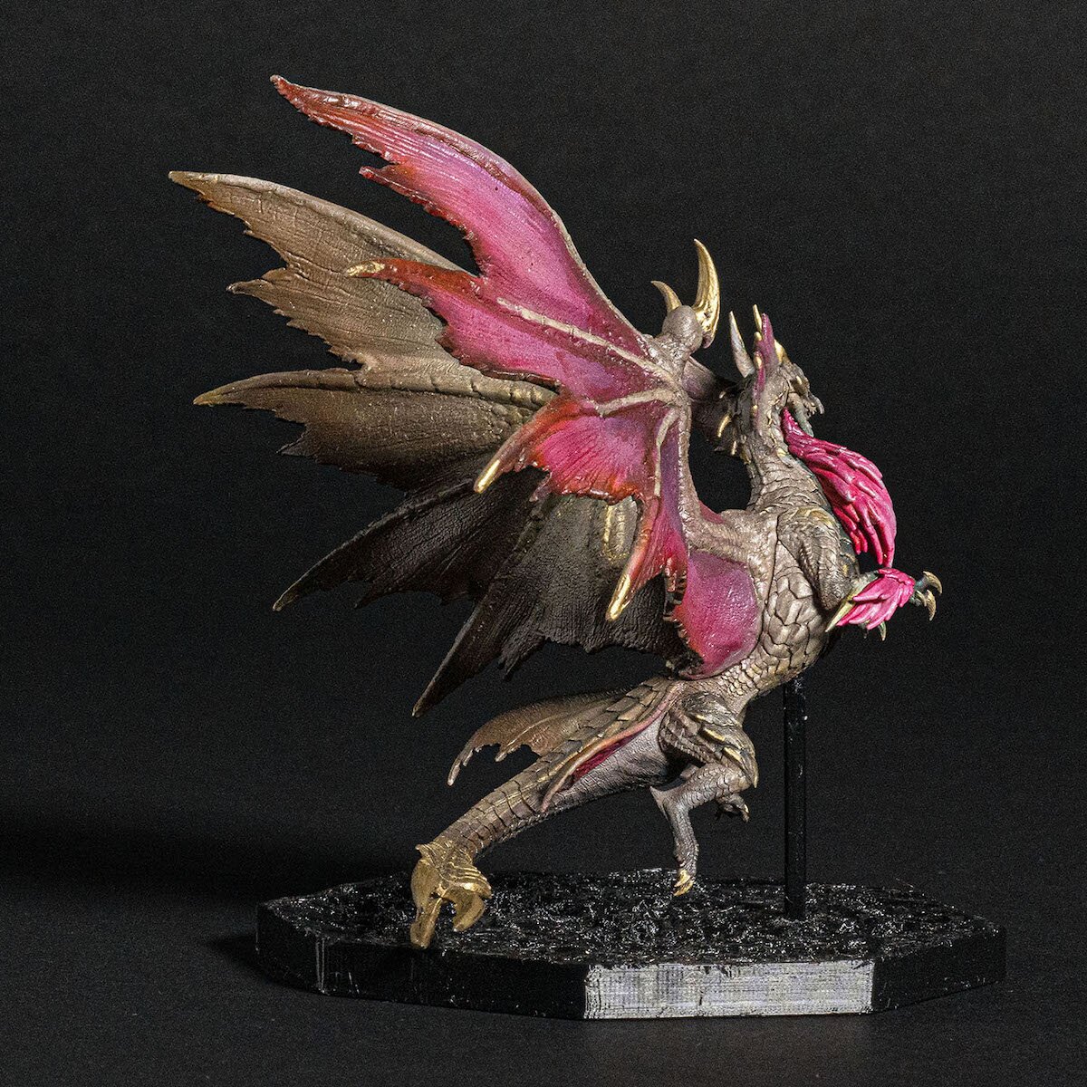 ゲームキャラクター CAPCOM FIGURE BUILDER CUBE Capcom Figure Builder Cube Monster Hunter Zinogre: Capcom - Tokyo