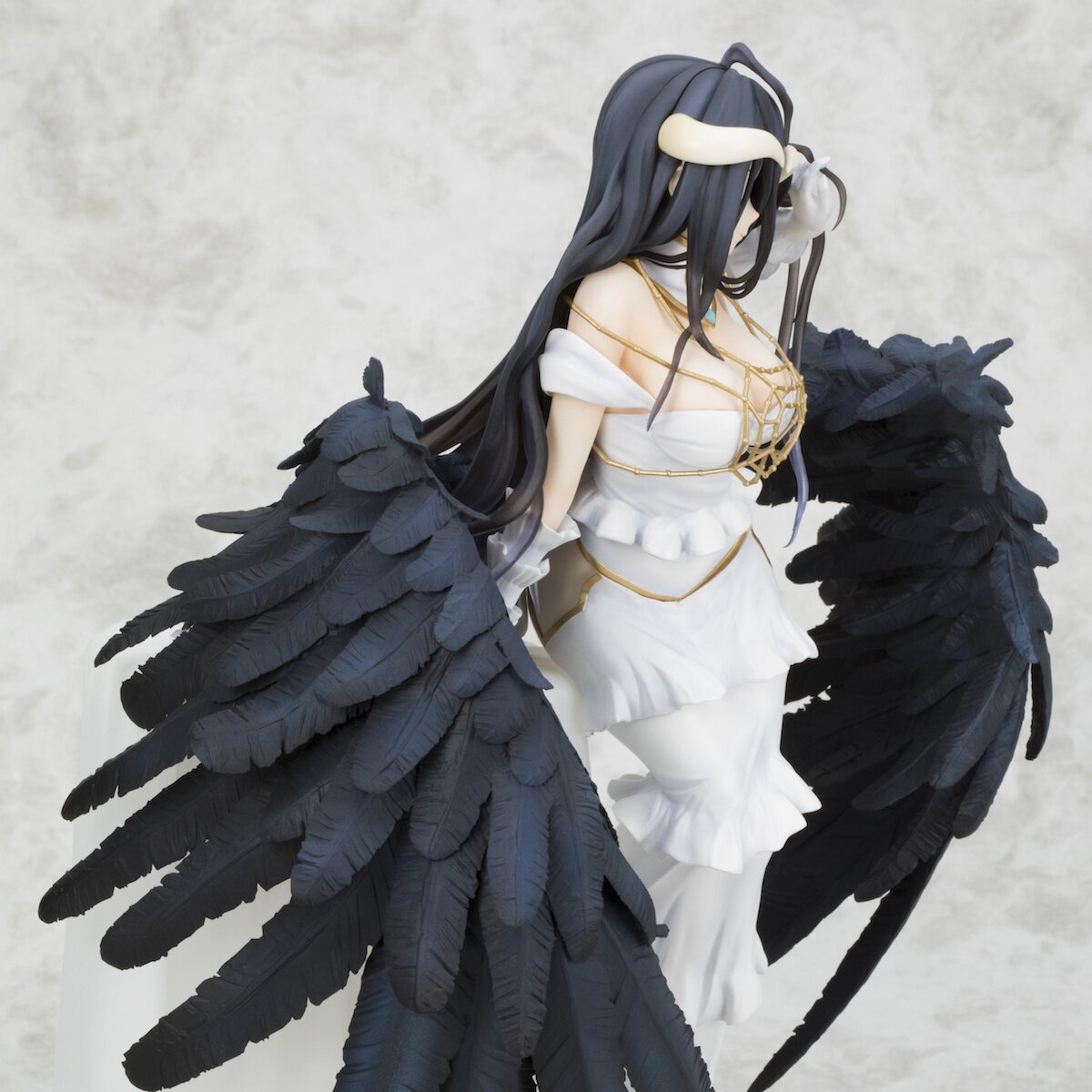 albedo overlord figure