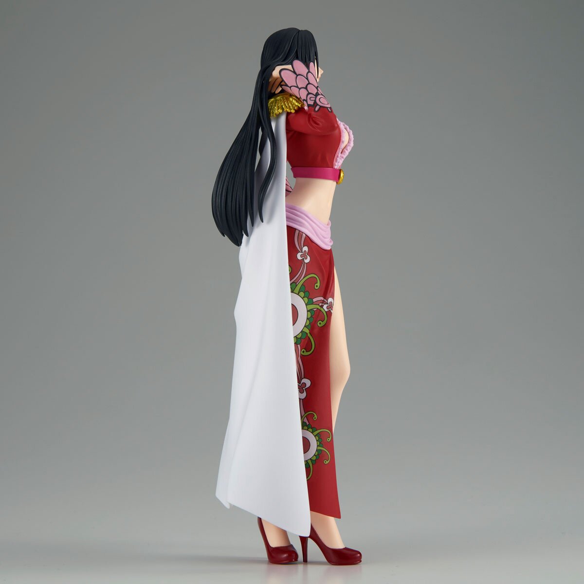 Amazon.com: Banpresto - One Piece Glitter & Glamours Boa