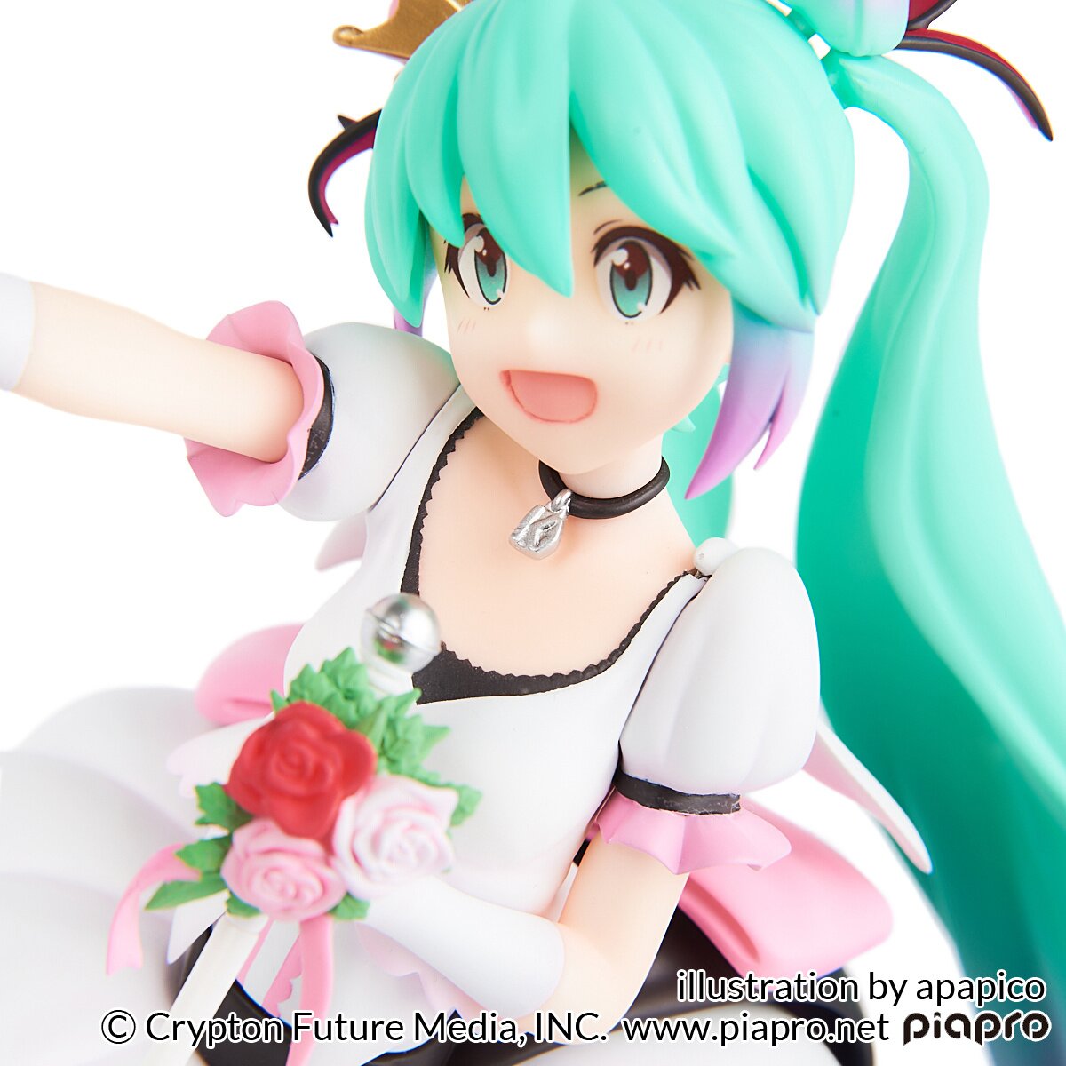 Hatsune Miku] Celebration Ver. 1/7.77 Scale Figure: Taito