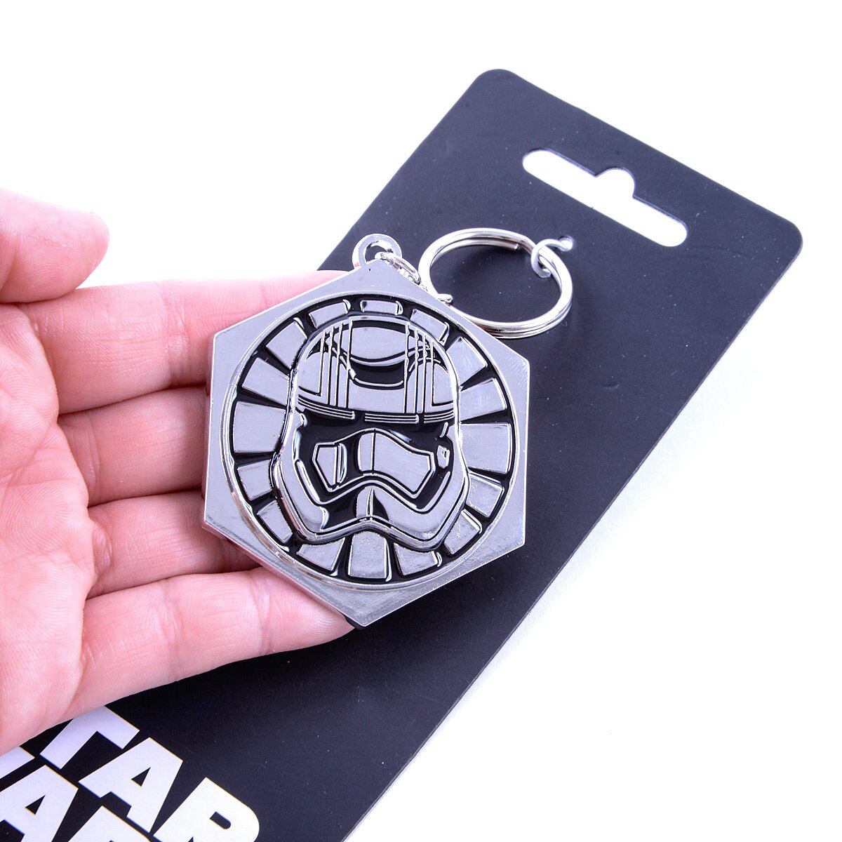 Star Wars: The Force Awakens Phasma Keychain: Bioworld - Tokyo Otaku 