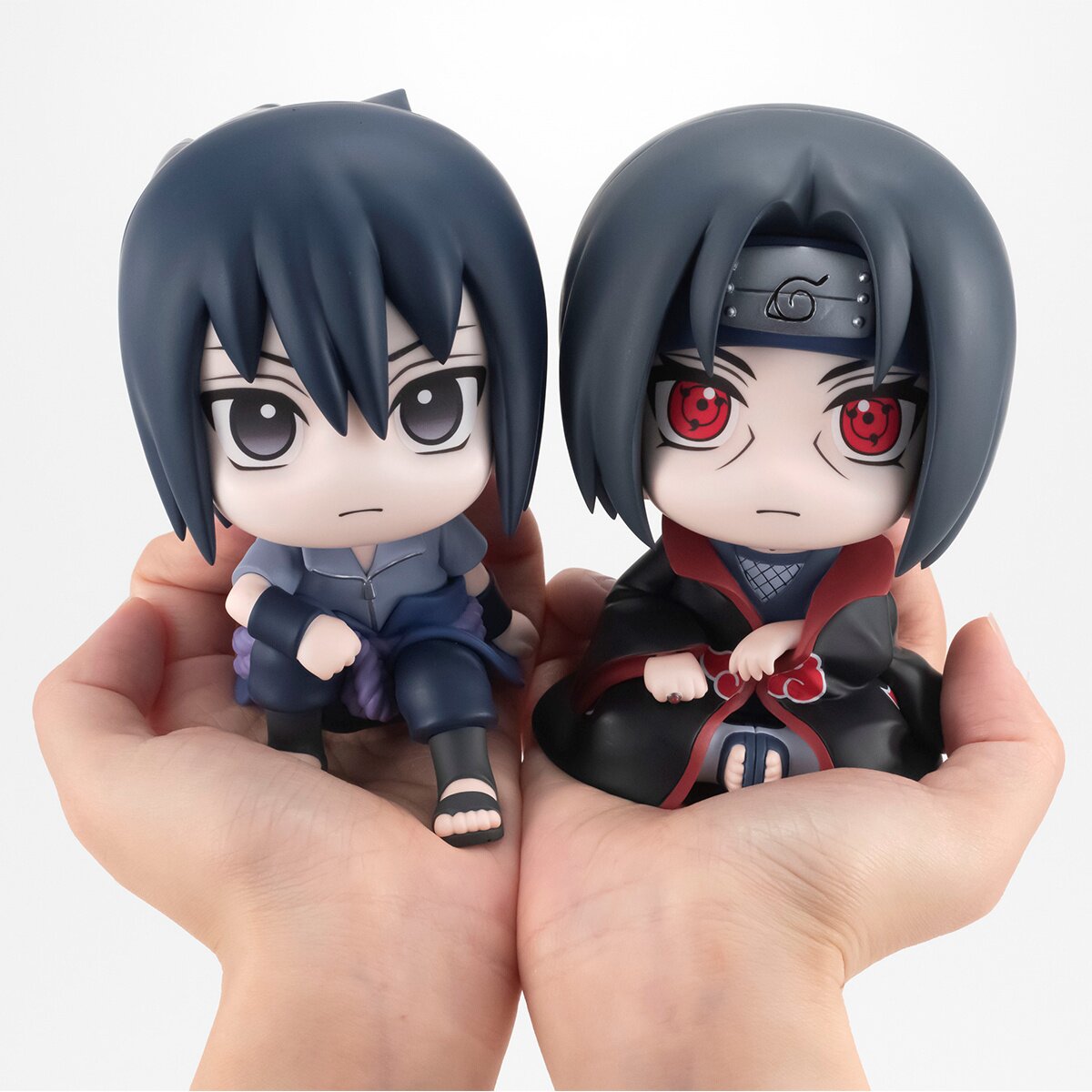 Mini Action Figure Itachi com o Sasuke pequeno - Naruto - Loja