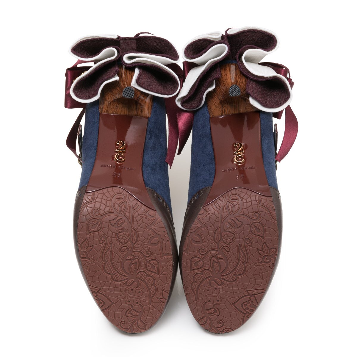 MAYLA Violet Evergarden Iconique Shoes Object Pumps Akora